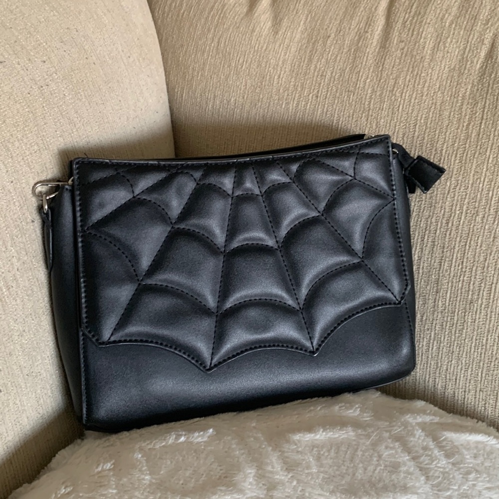 Unique Vintage Spiderweb over the shoulder purse